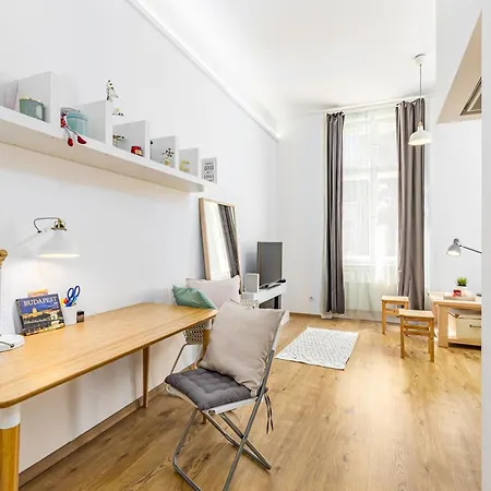 Apartman I Am At Center *